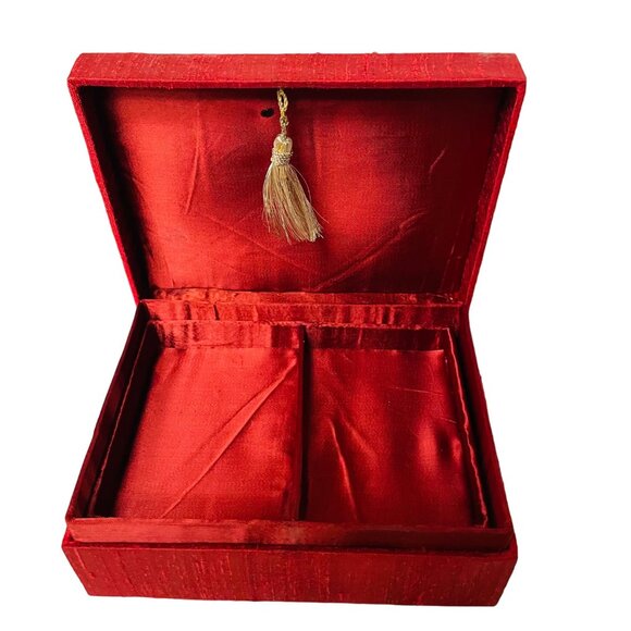 Vintage Elegant Red Fabric Jewelry Box With Bead Embellishments & Tassel 8" x 6" - Picture 2 of 5